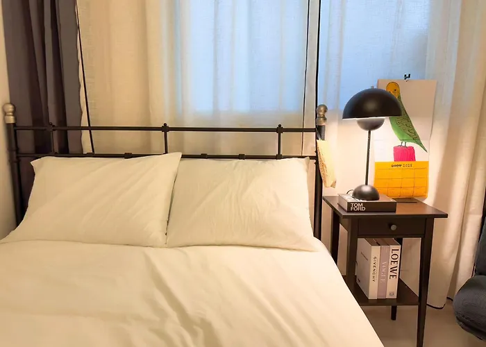 Wannabe Stay, Gangnam 20 Mins, Hongdae 20mins Apartment *