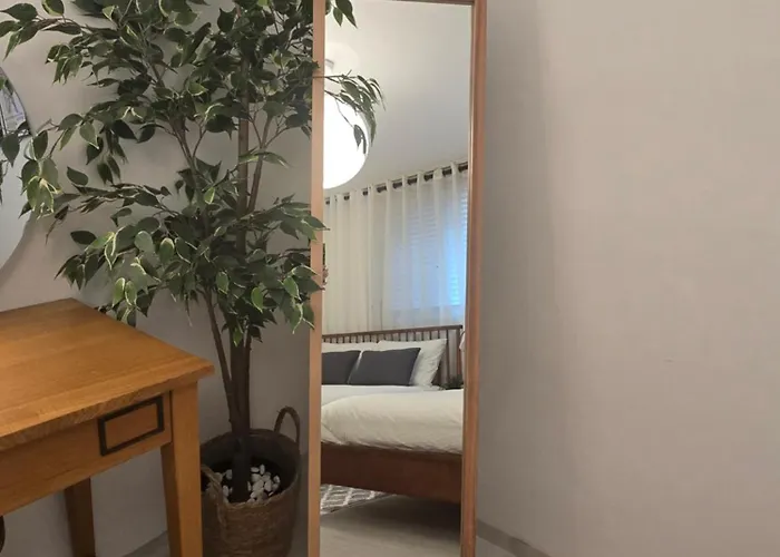 Wannabe Stay, Gangnam 20 Mins, Hongdae 20mins Apartment Seoul