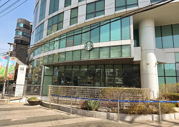 Apartment Wannabe Stay, Gangnam 20 Mins, Hongdae 20mins Seoul
