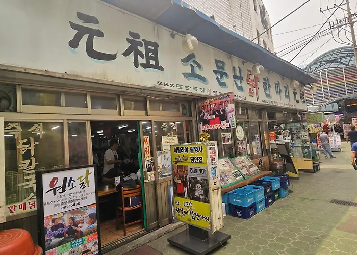 Wannabe Stay, Gangnam 20 Mins, Hongdae 20mins Apartment