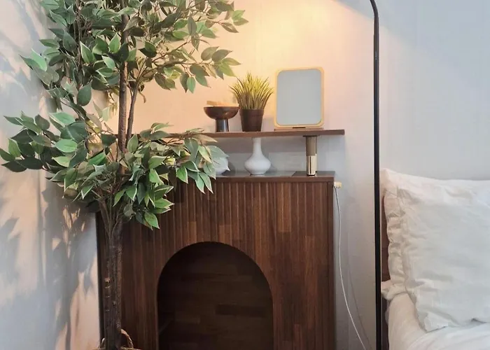 Wannabe Stay, Gangnam 20 Mins, Hongdae 20mins Apartment